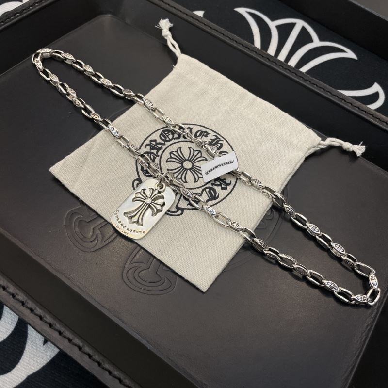 Ch*0me He**ts necklaces